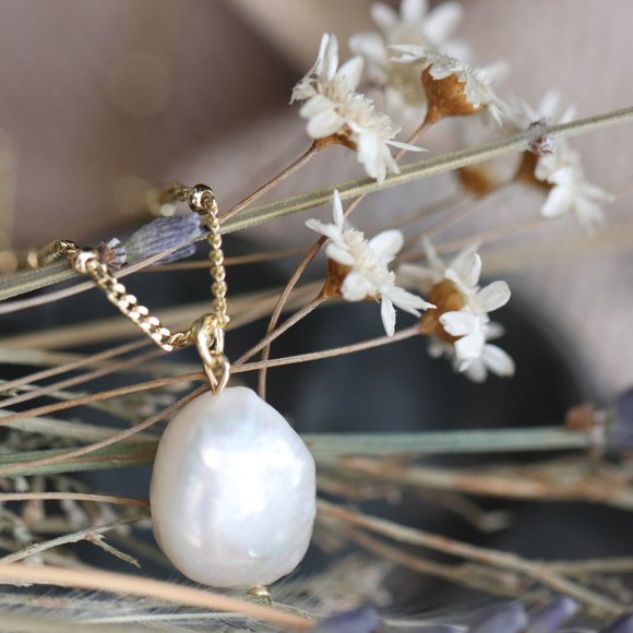 10K Gold Plated "Ethereal Pearl" Beaded Chain Necklace by Brightly&Lilian - Picture 3 of 11